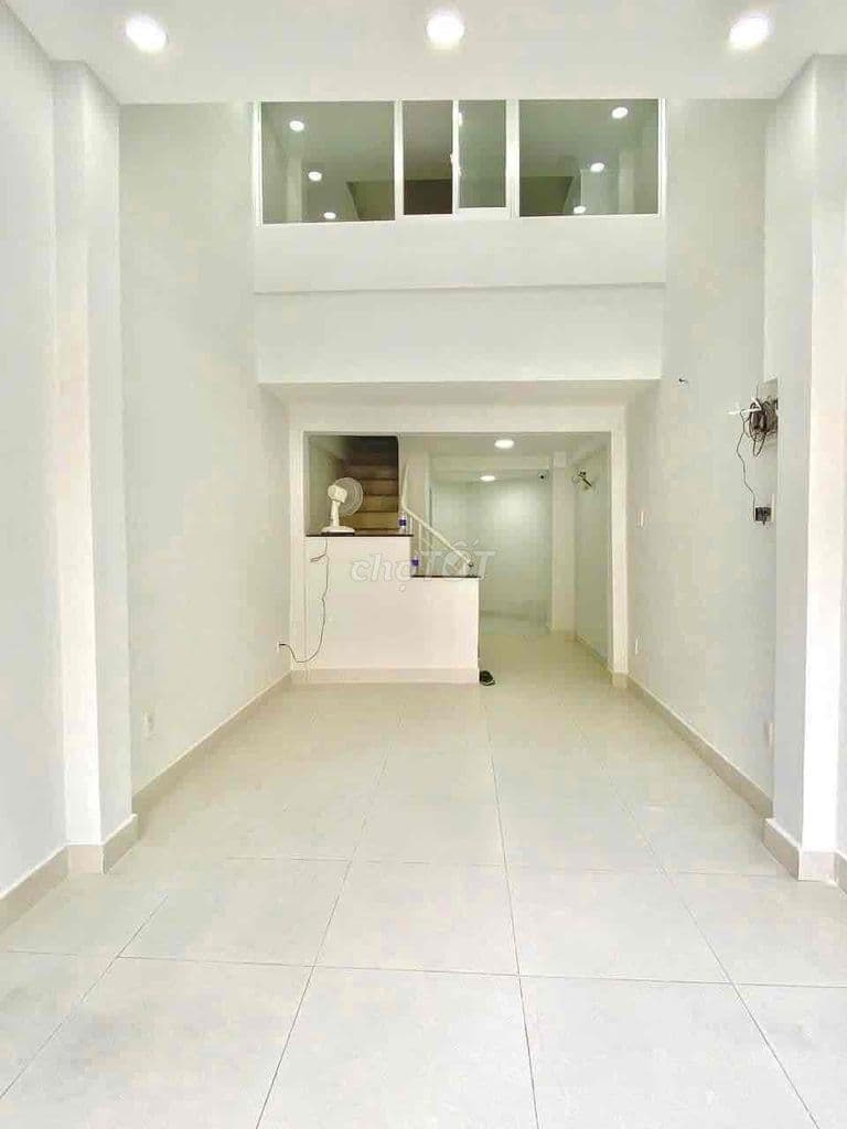 Mặt Tiền Quận 10 30m2 chỉ nhỉnh 9 tỷ - Ảnh 3
