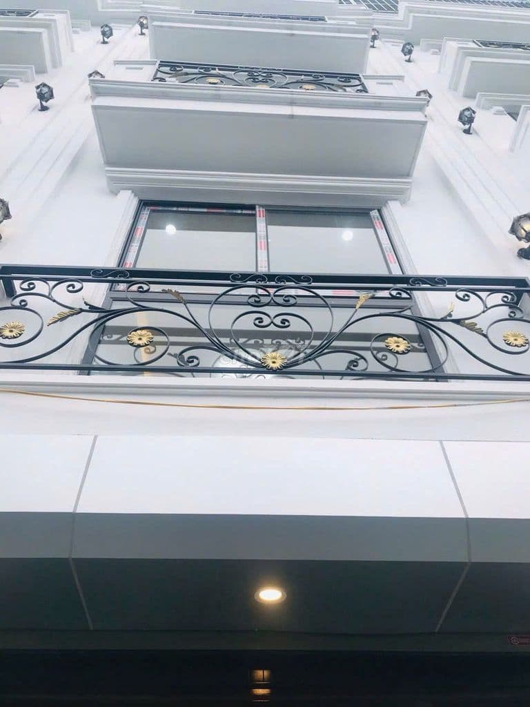 Nhỉnh 6 Tỷ - Nhà Long Biên 31m2 x 5 Tầng Ngõ Rộng 3m