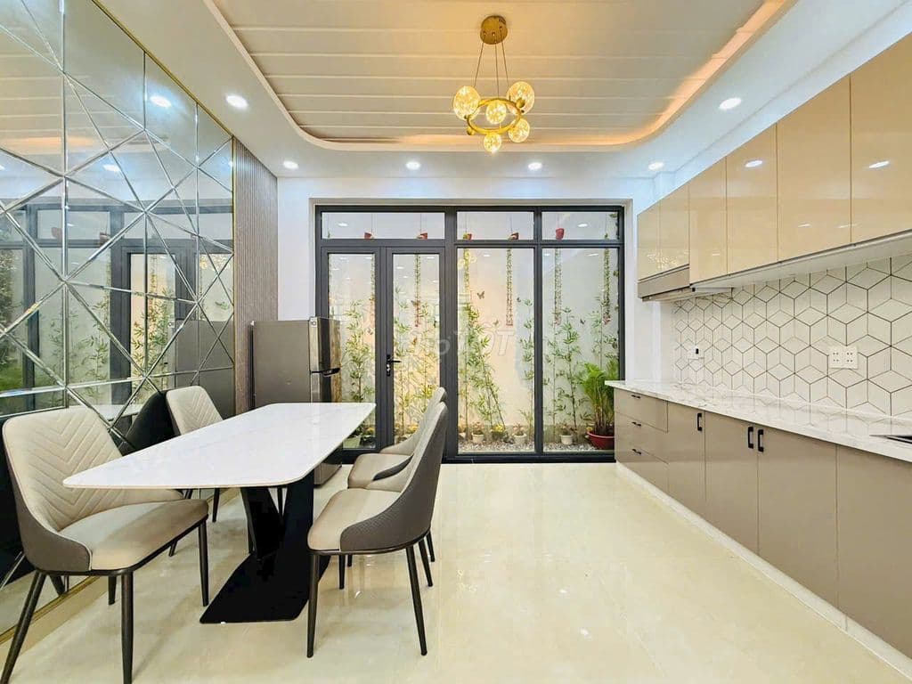 Nhà 56m xây 3 tầng Lê Lai, Gò Vấp gần bệnh viện 175. Hẻm 5m, sổ sẵn - Ảnh 3