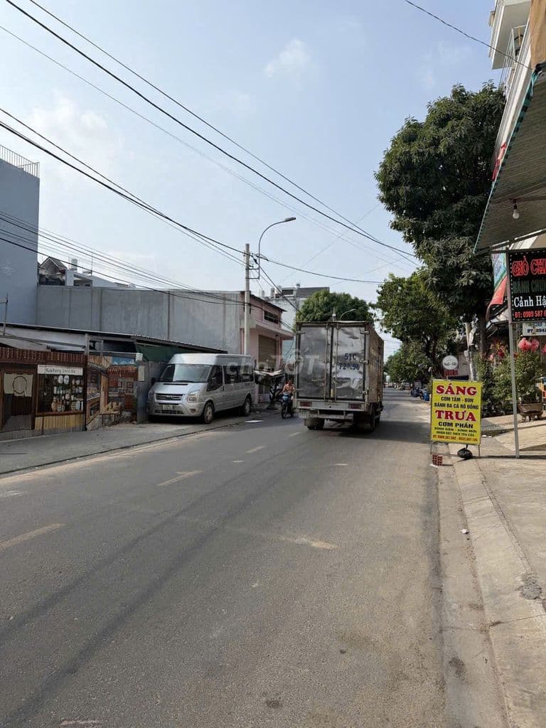Bán đất mặt tiền hẻm 413 lê văn quới cực hiếm cực đẹp, khu kinh doanh - Ảnh 3
