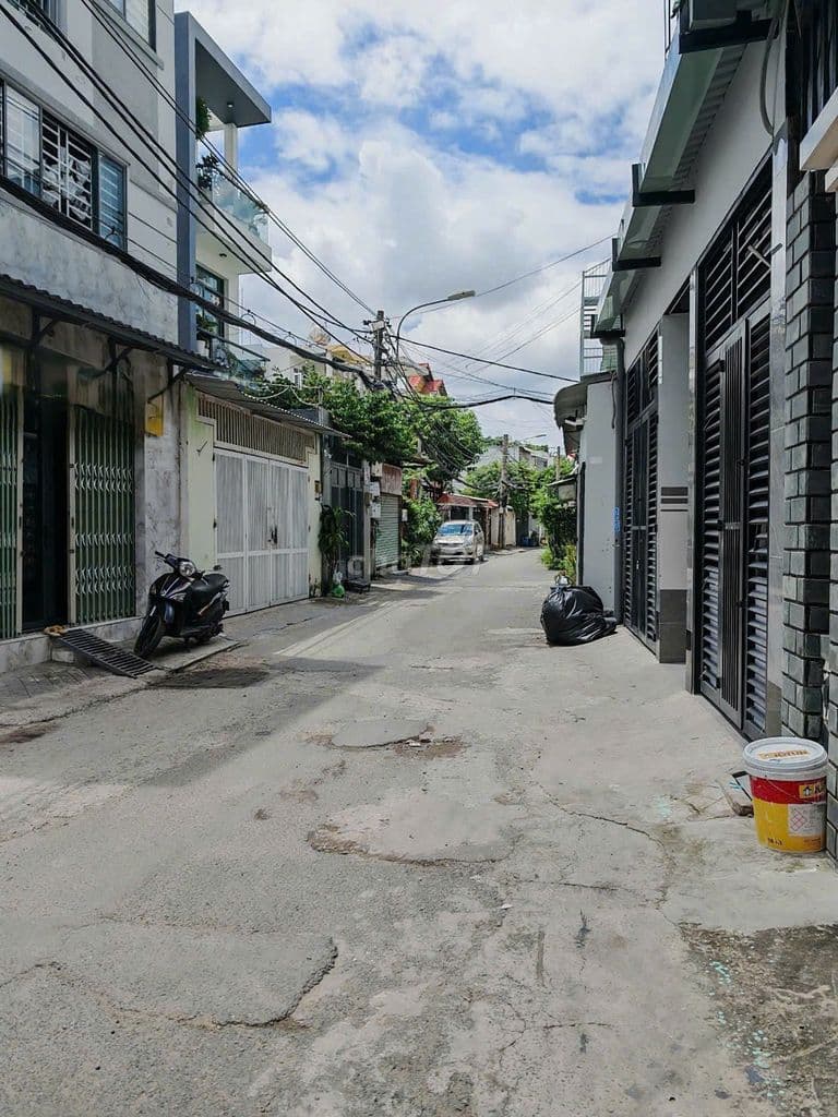 BÁN 3 Lô ĐẤT 70M2 CHƯA QUA ĐẦU TƯ GIÁ CHỈ 4 tỷ 5, GẦN ĐH NGÂN HÀNG - Ảnh 3