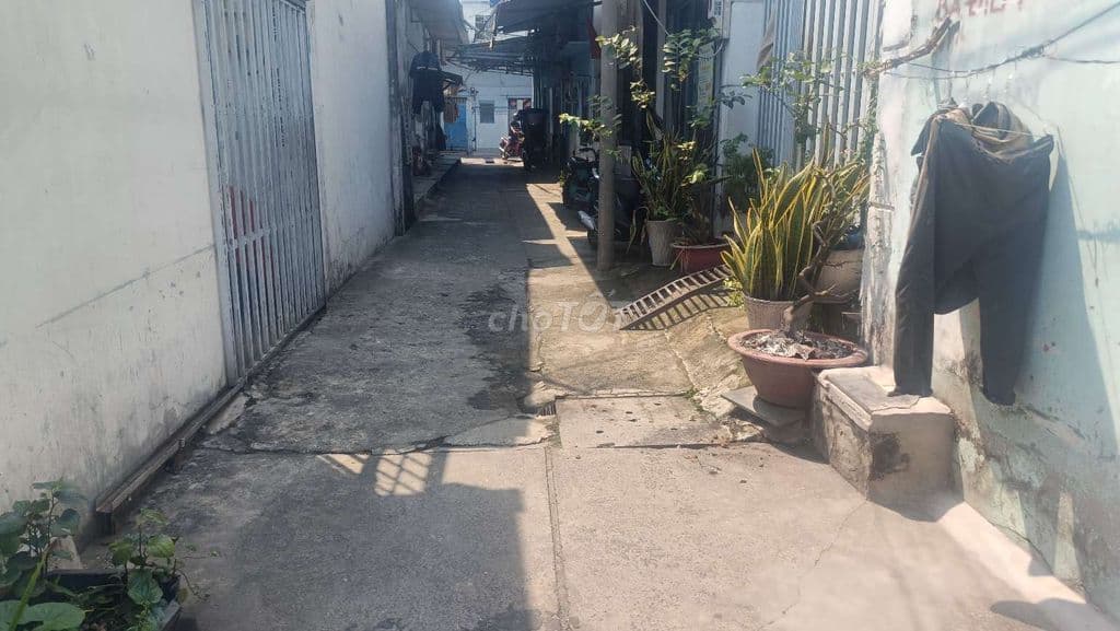 Nhà trọ 6 phòng 104m2, hẻm ngắn QL1A gần Bx An Sương xã Bà Điểm - Ảnh 3