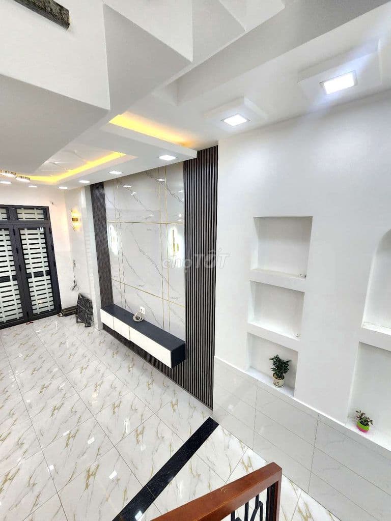 NHÀ MỚI 3 PHÒNG NGỦ, DTSD 180M2, 3 TẦNG KIÊN CỐ - Ảnh 3