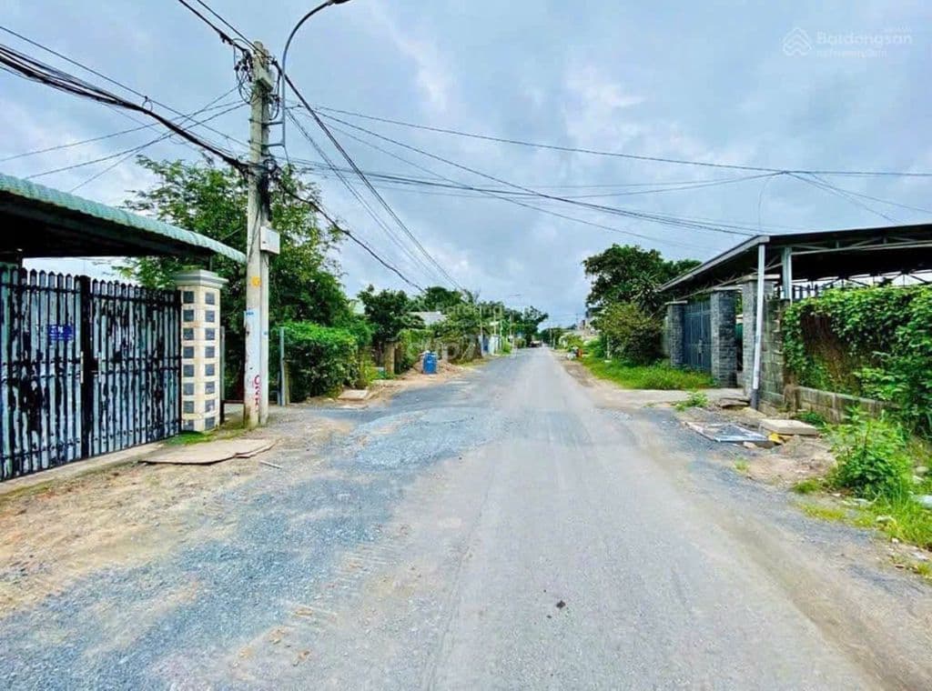 Đất DT: 155m2/ 1 tỷ 200 triệu. Đ. Giồng Cát, Tân Phú Trung. Sổ riêng - Ảnh 2