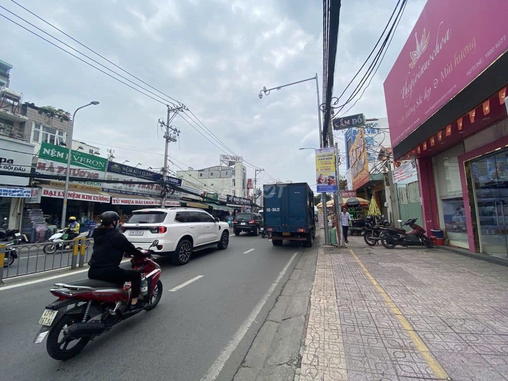 Tôi bán gấp nhà mặt tiền Phạm Hùng-Quận 8-5,5x17m-3lau-HĐT 38tr/tháng - Ảnh 3