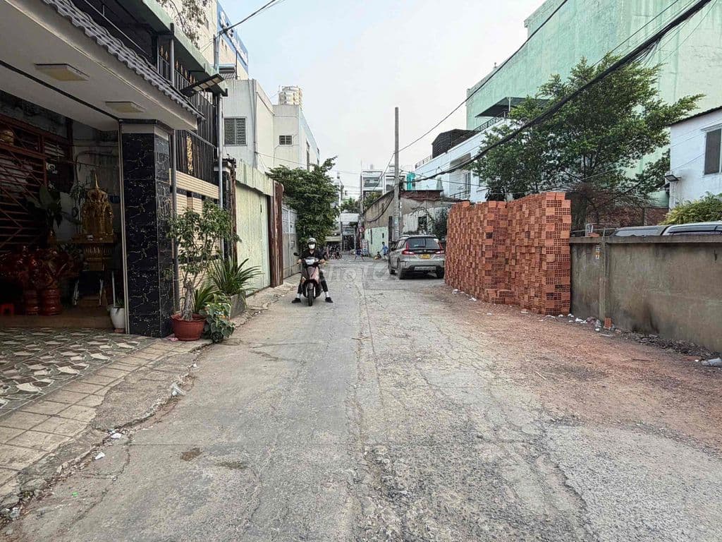 SIÊU PHẨM CỰC HIẾM - NỀN BIỆT THỰ MẶT TIỀN TỈNH LỘ 10, 700/2 - Ảnh 2