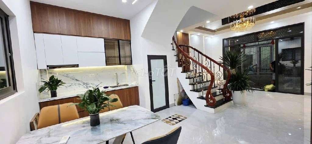 NHÀ ĐẸP ĐỊNH CÔNG - 40M2 - 4 TẦNG 4PN - SỔ VUÔNG ĐẸP - 9.6 TỶ - Ảnh 3