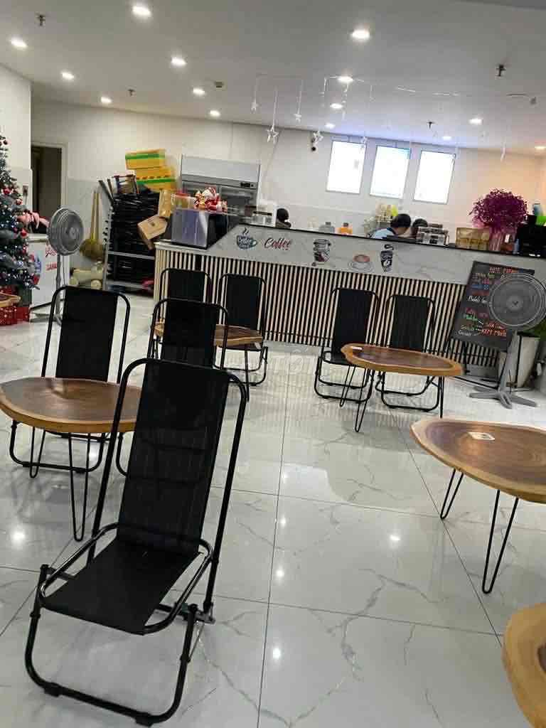 CĂN LÔ GỐC TẦNG TRỆT - DIỆN TÍCH KHỦNG 105M2