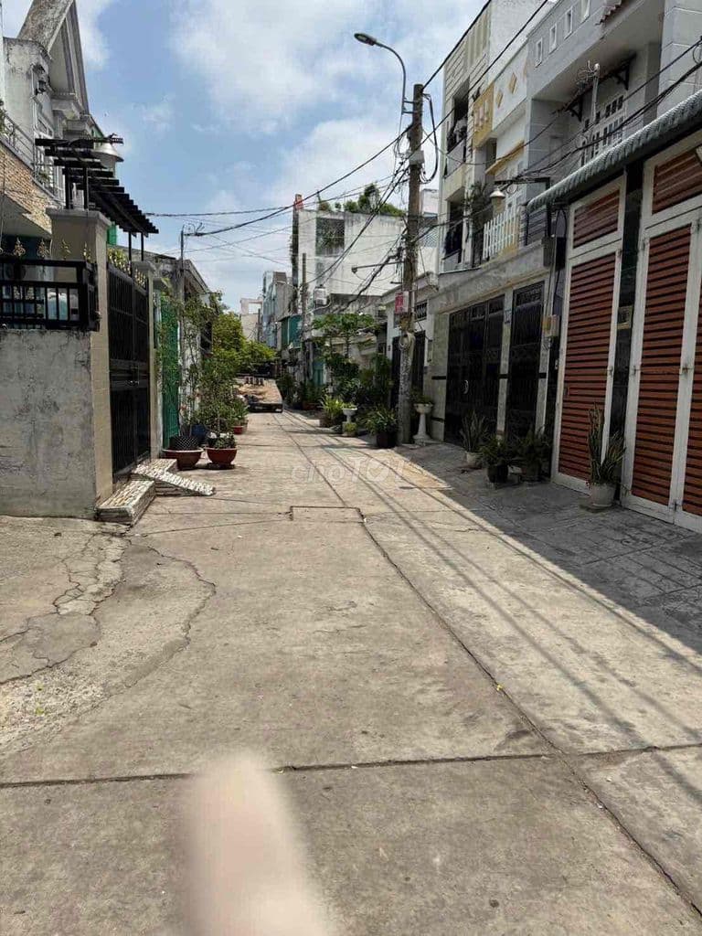 Hẻm oto 7m bình trị đông - tên lửa - 60m2 thổ cư - hướng tây