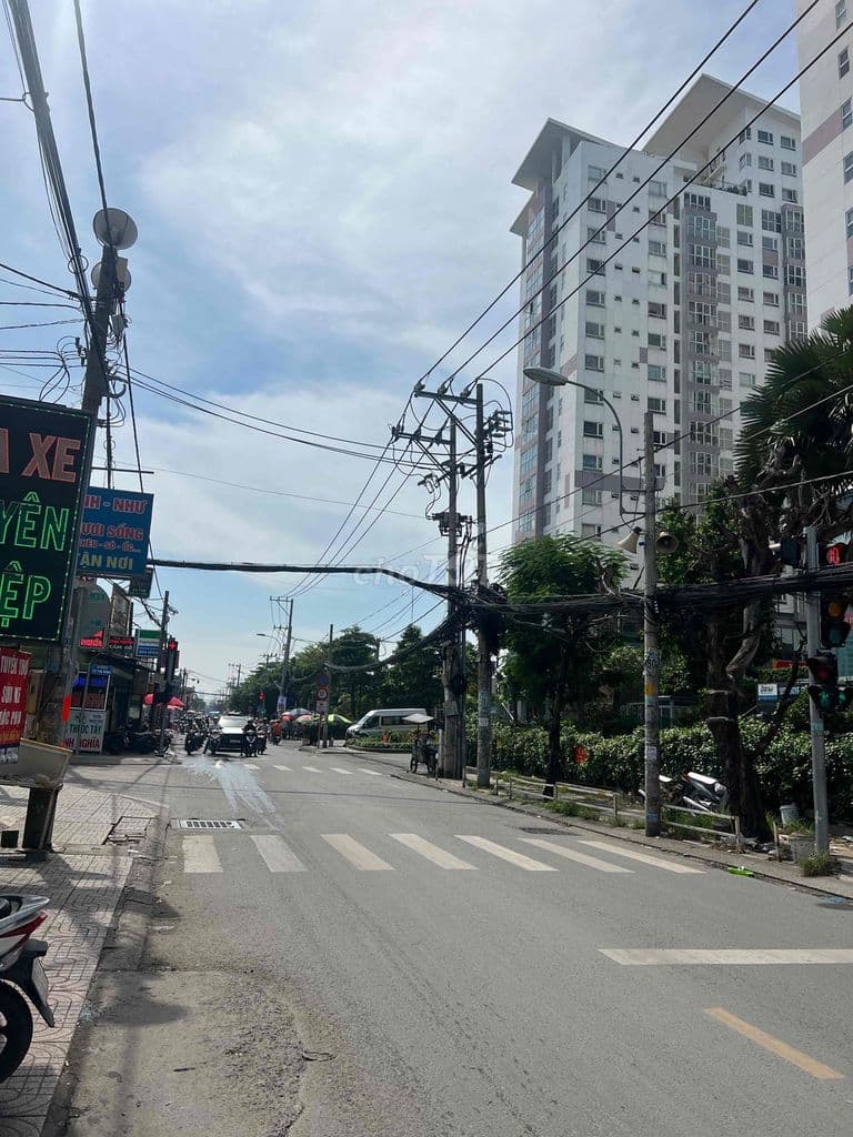 Bán nhà mặt tiền kinh doanh tại Lê Văn Lương, Phước kiển - Ảnh 3