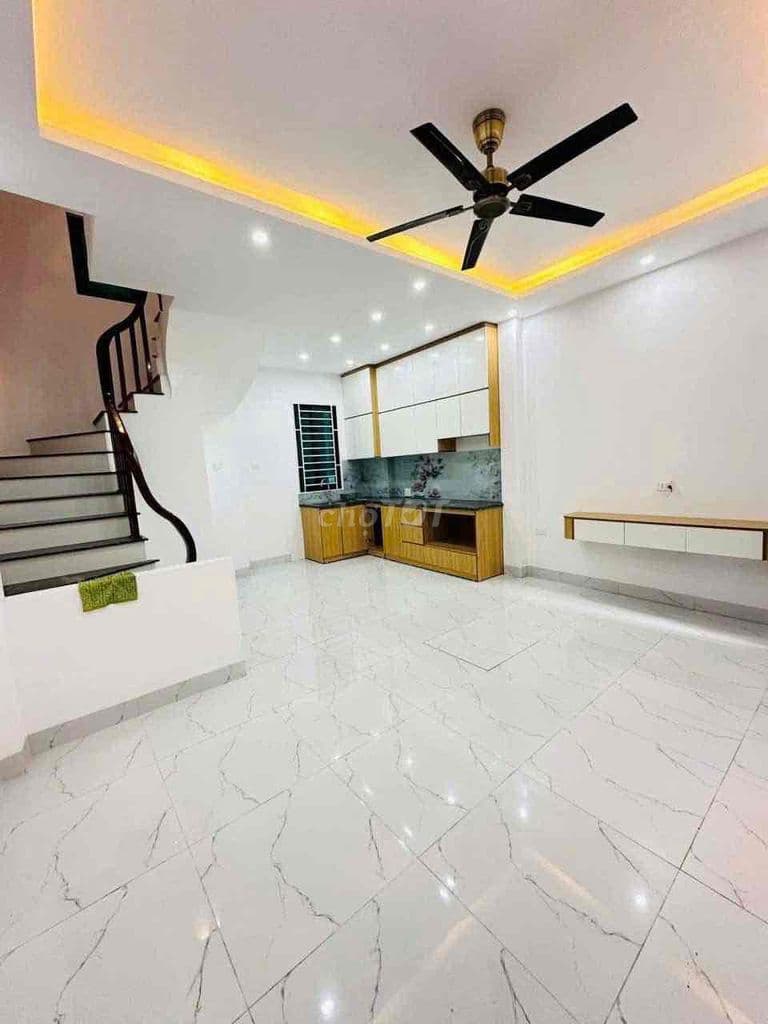 Gần phố Mình Khai 35m2 x5T giá 6.8 tỷ sổ CC nhà đẹp 2 thoáng dân xây n - Ảnh 2