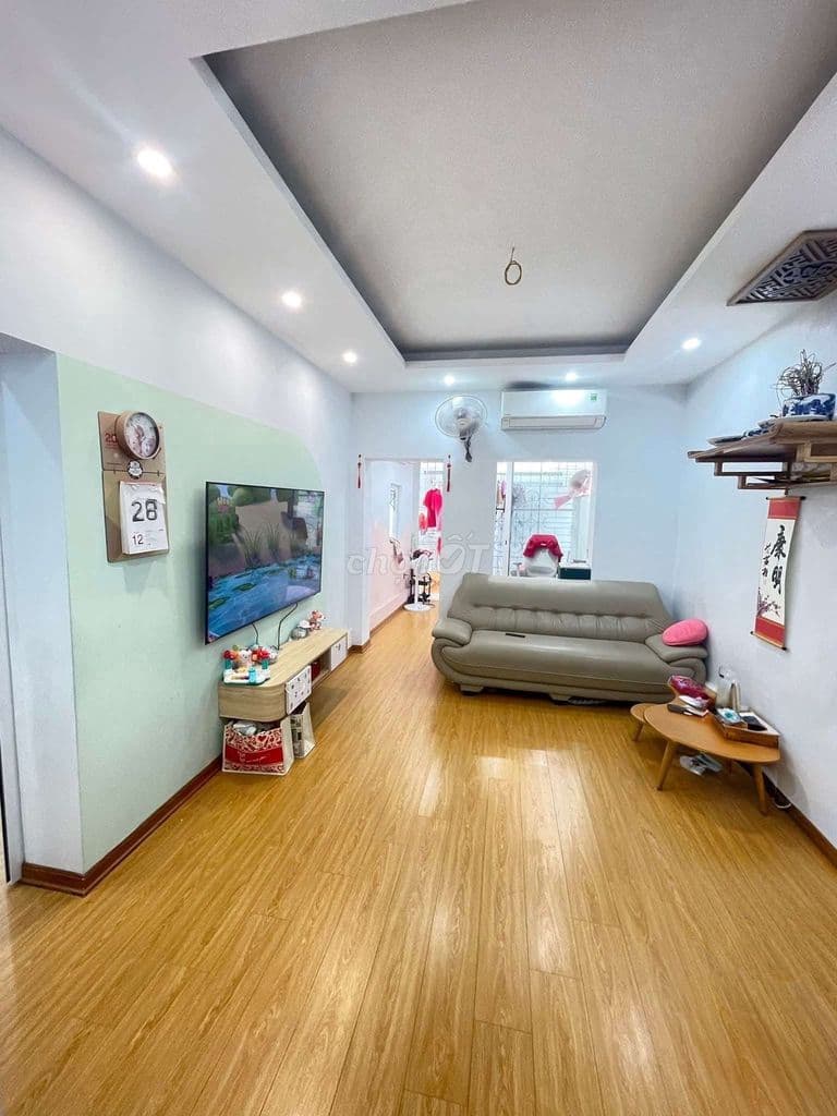 > 5 tỷ TT Thành Công, lô góc 90m 3PN khu phân lô ôtô đỗ cửa Sổđỏ TO CC