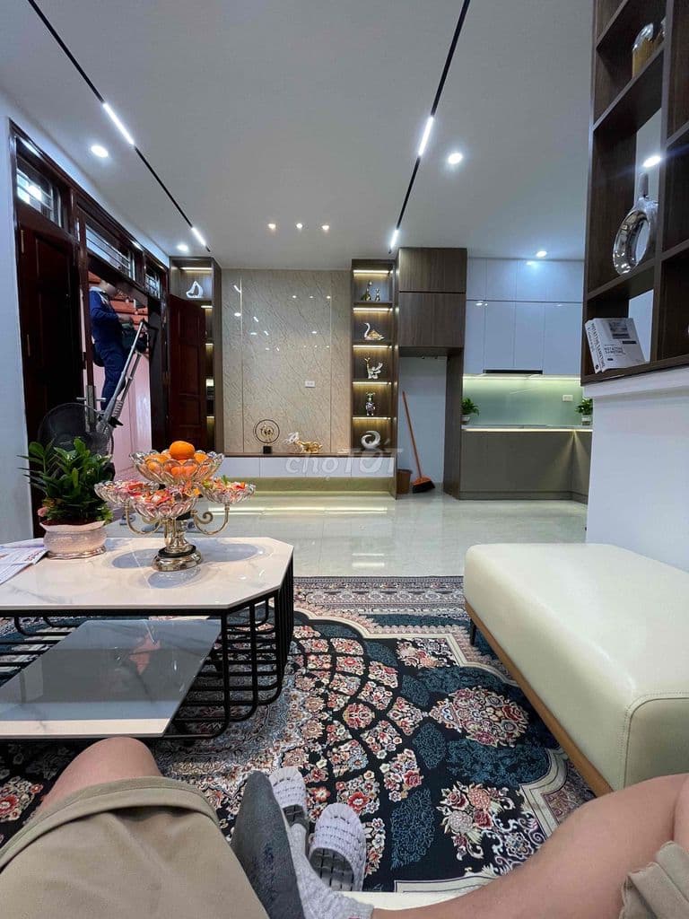 P VĨNH HƯNG Ô TÔ ĐỖ CỬA - SĐCC - DT 60M - 5 TẦNG 6 PN - GIÁ 7,8 TỶ