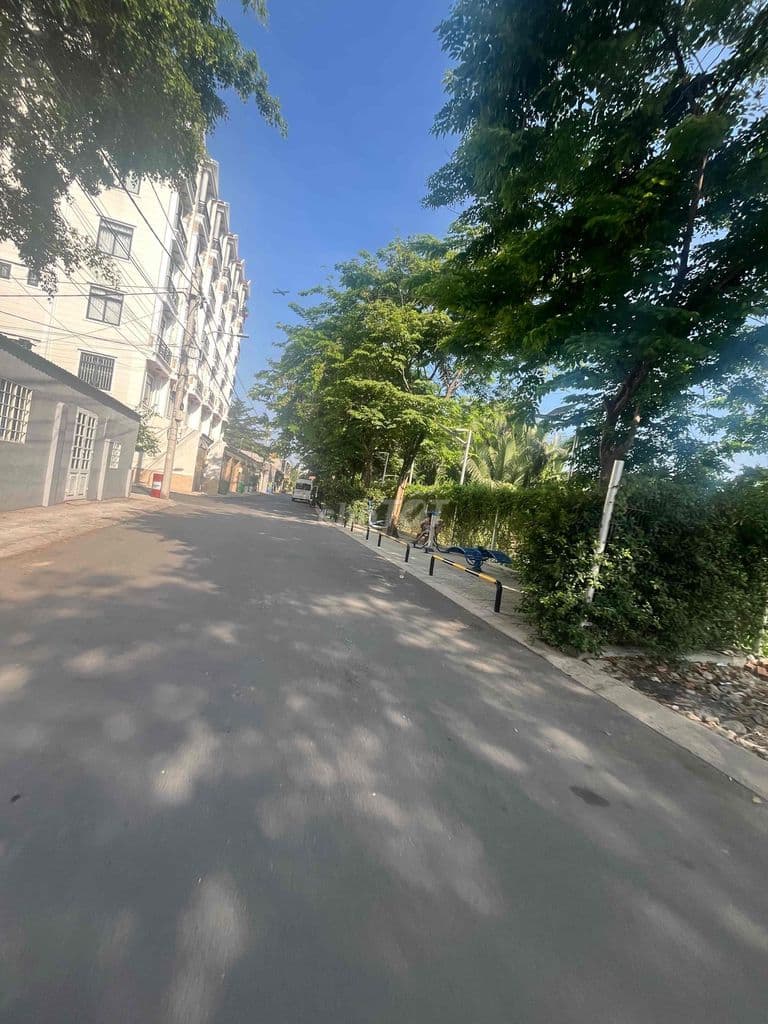 Lô đất siêu đẹp là CHDV sát sông Sài Gòn liền kề Vạn Phúc - Ảnh 3