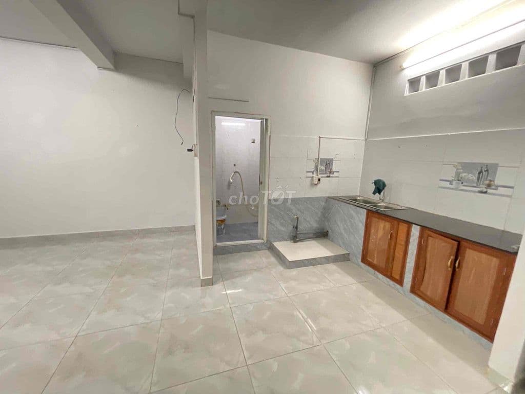 căn hộ đẹp- vị trí trung tâm - Ảnh 2