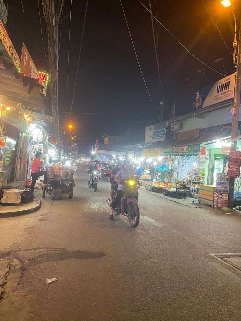 Bán Nhà 5 Phòng Trọ Ngay Chợ Bà Hôm. - Ảnh 2