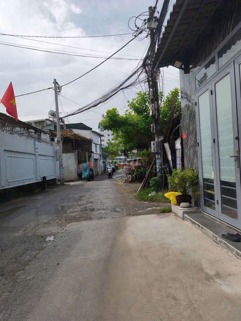 BÁN NHÀ CCVB ĐƯỜNG SỐ 4 SAU LƯNG CHỢ BÌNH TRIỆU THỦ ĐỨC