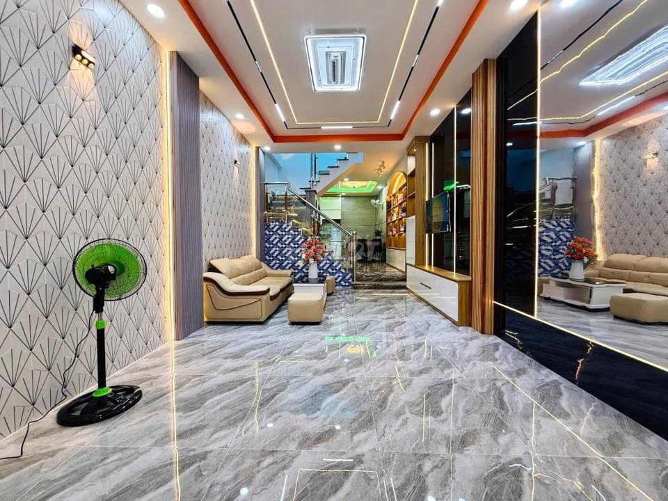 Tiền Dư Mua Nhà 4x18m Giá Cực rẻ Gần Ga T3 - Ảnh 3