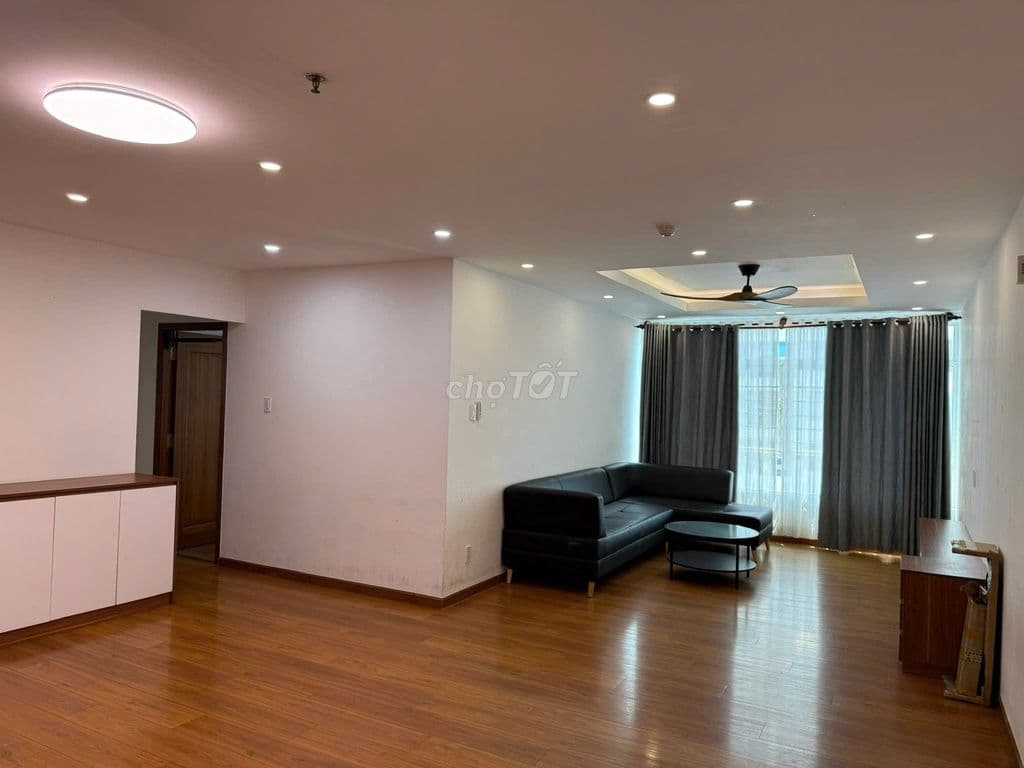 Bán căn hộ giai việt quận 8 thiết kế 150m2 3pn 2wc tặng lại nội thất