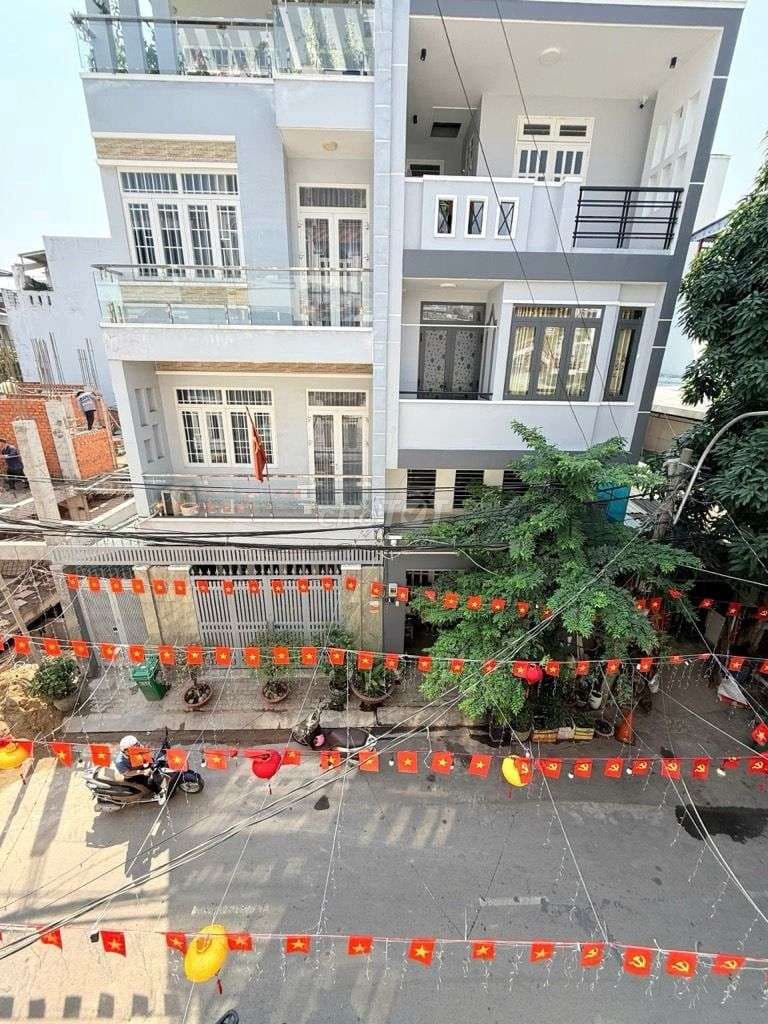 HIẾM CÓ KHÓ TÌM – NHÀ MẶT TIỀN KINH DOANH QUẬN 7 CHỈ 4 TỶ Hơn🔥 - Ảnh 2