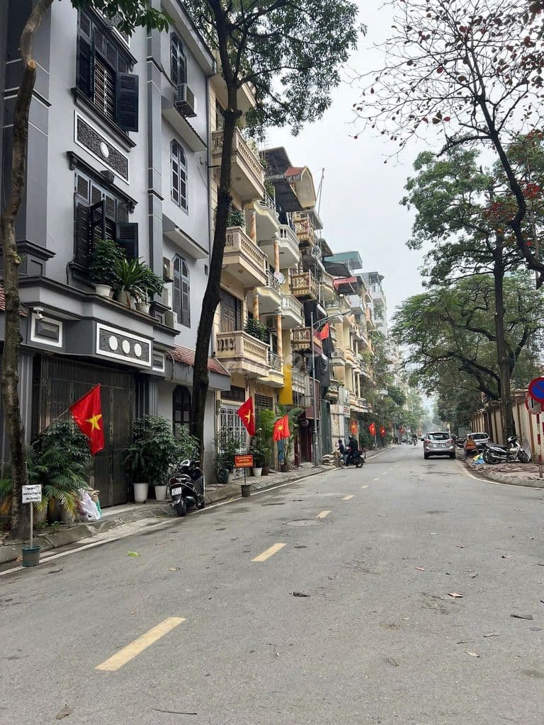 Siêu phẩm Từ Liêm - có nhà mặt phố - rẻ hơn mặt ngõ - DT 153m² - 23 tỷ - Ảnh 3