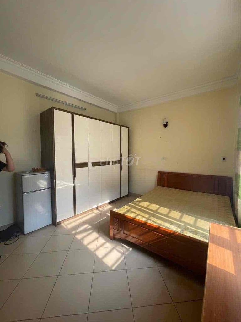 Hot! Quan Nhân, 60m ra ô tô, ngõ rộng, nhà dân xây. 35mx5T. Chỉ 7,4 tỷ - Ảnh 3