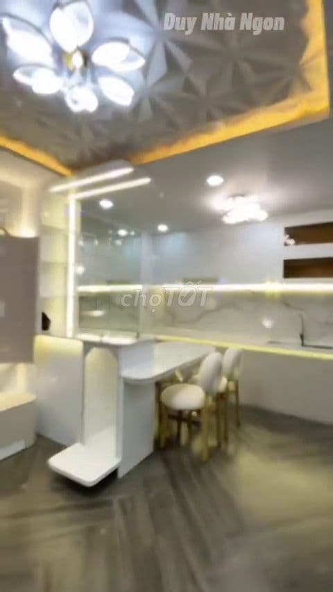 Bán nhà Quận 7 mới đẹp, giáp Q4, sổ riêng, giá nhỉnh 3 tỷ - Ảnh 2