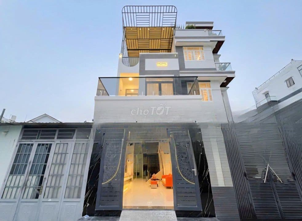 Nhà phố hiện đại 2 lầu full nội thất hẻm xe hơi - 2295 Huỳnh Tấn Phát - Ảnh 2