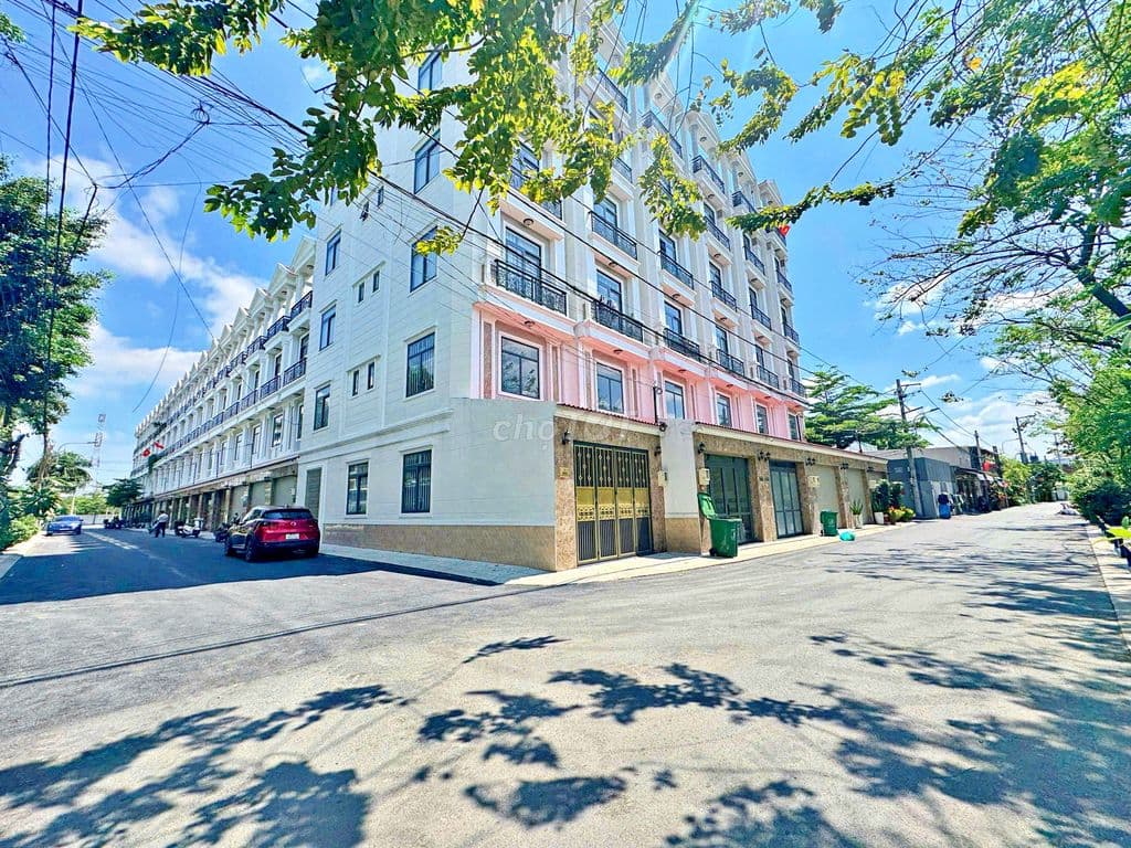 Nhà Phố 4 Tầng Ven Sông Sài Gòn - Cạnh Vạn Phúc - Đầu Tư Cực Tốt