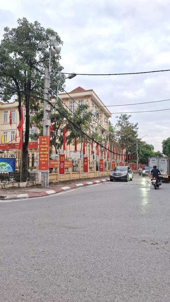 DO THAY ĐỔI NHU CẦU CHỊ GÁI CẦN BÁN GẤP 30M - 2 NGỦ HƠN 5 TỶ N BÁN
