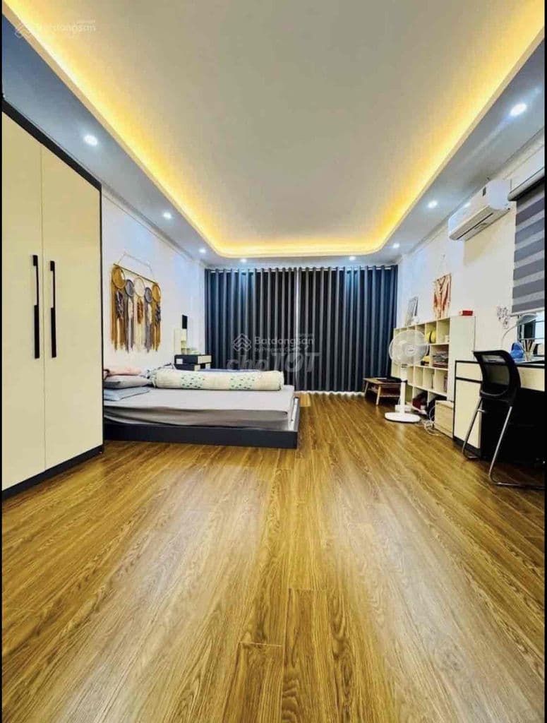 Hiếm có! Phố Đội Cấn, ngõ nông sát phố, gần ô tô, nhà thoáng sáng 38m2 - Ảnh 2