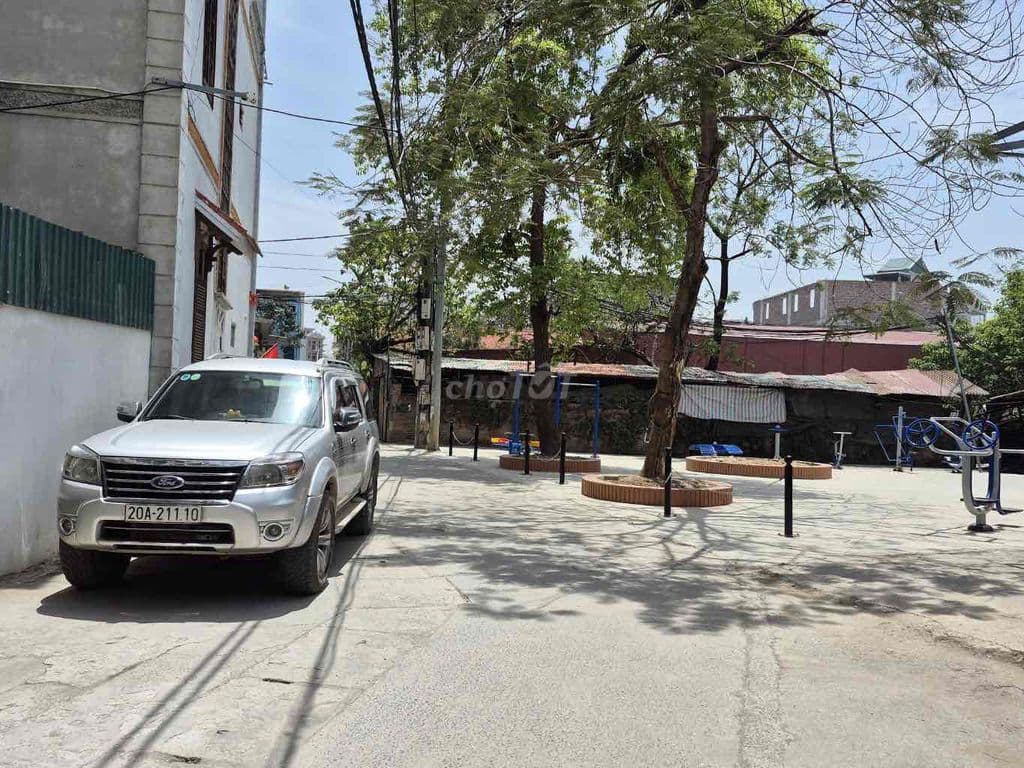 NHÀ GẦN GA METRO NHỔN , SÁT QL32 , 6 tầng x50m2 , Ô TÔ THÔNG