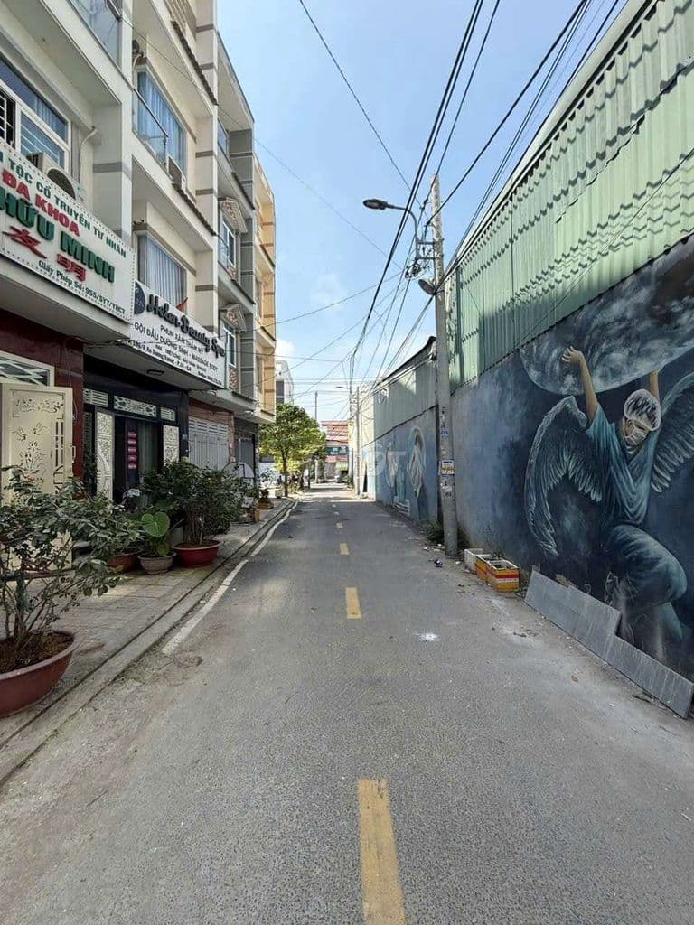 nhà mới 4 tầng BTCT ngay ADV và võ văn kiệt .SHR - Ảnh 3