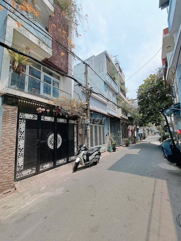 Nhà Mới 4Tầng 140m2 (4x35m) Có Sân Vườn Cạnh Chợ Phạm Đăng Giảng