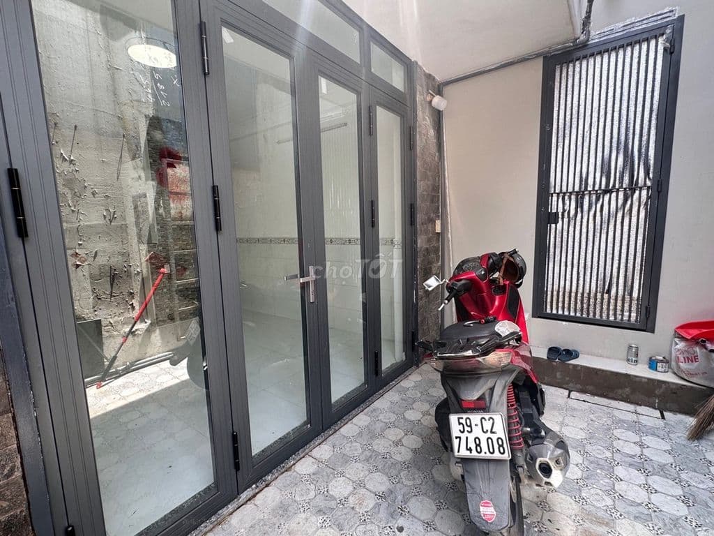 Bán Nhà 2 Tầng Sân Để Xe Rộng, Trần Xuân Soạn Gần Lotte, Sổ Hồng Riêng - Ảnh 2