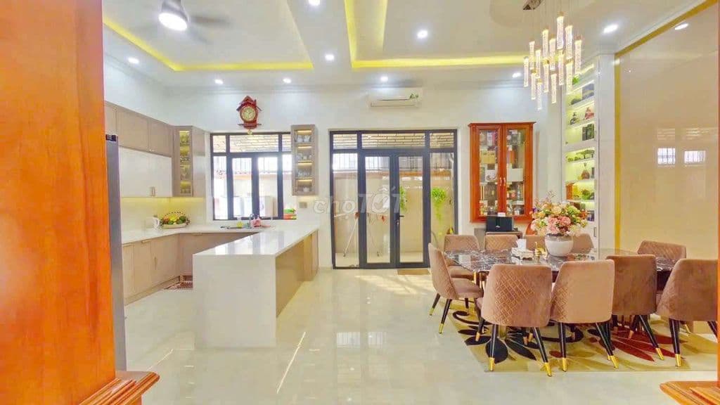 Biệt Thự 4 Lầu Đường 6 KDC Him Lam. P.tân Hưng Q.7 Dt 10x20m Giá 62 tỷ - Ảnh 3