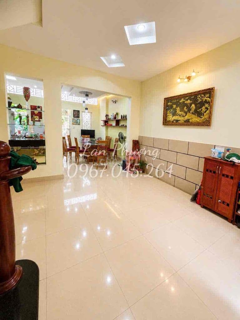TRUNG TÂM Q7 - XE HƠI NGỦ TRONG NHÀ - THÔNG SỐ CHUẨN - NHỈNH 7 T