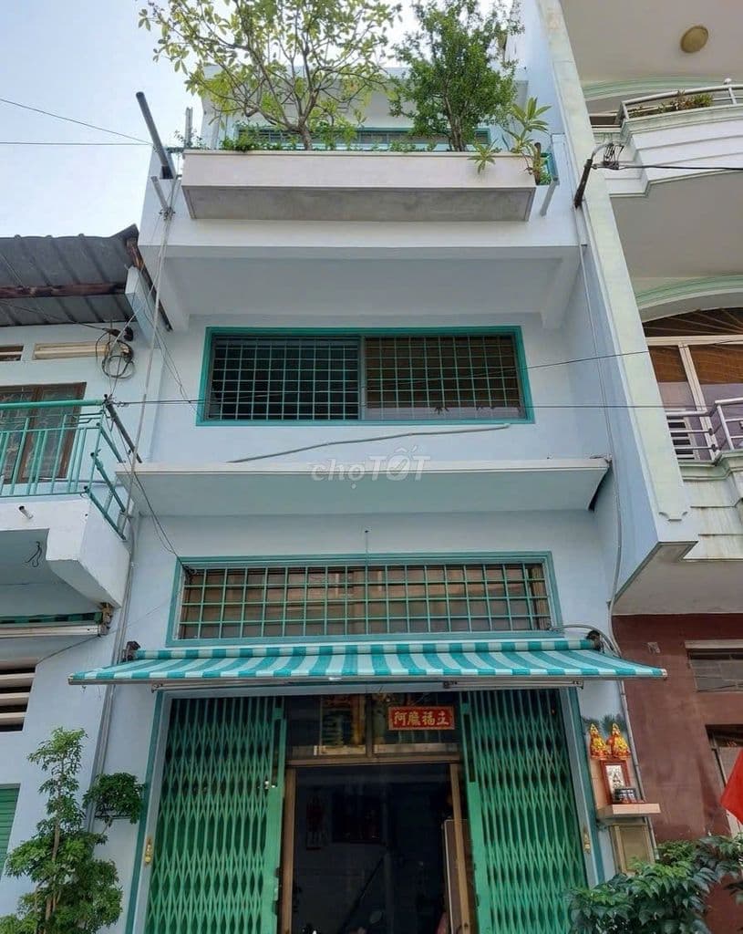 HXH Lạc Long Quân Q11-dt:3,6x10m-3tầng3pn-giá:4,8tỷ - Ảnh 2