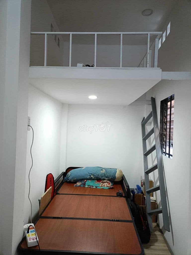 Bán nhà 1 trệt 1 lầu hẻm oto ngay cổng chợ Bà Chiểu TP HCM - Ảnh 2