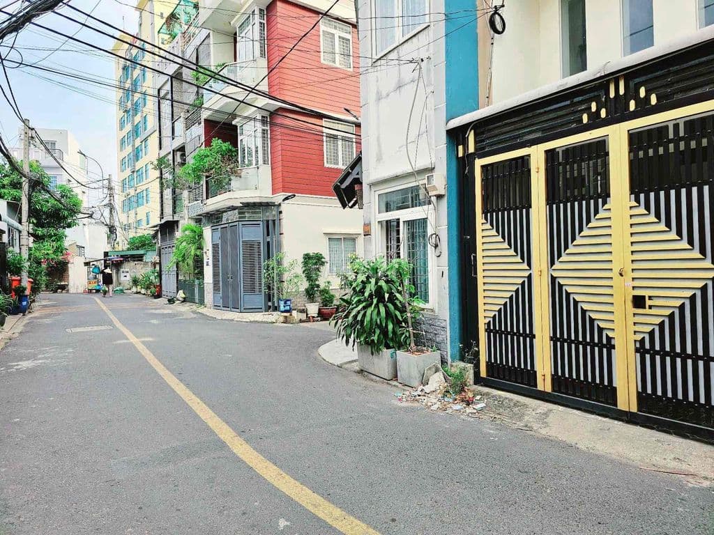 Chỉ hơn 4tỷ có ngay nhà đường Quang Trung Hiệp phú-3 phòng ngủ