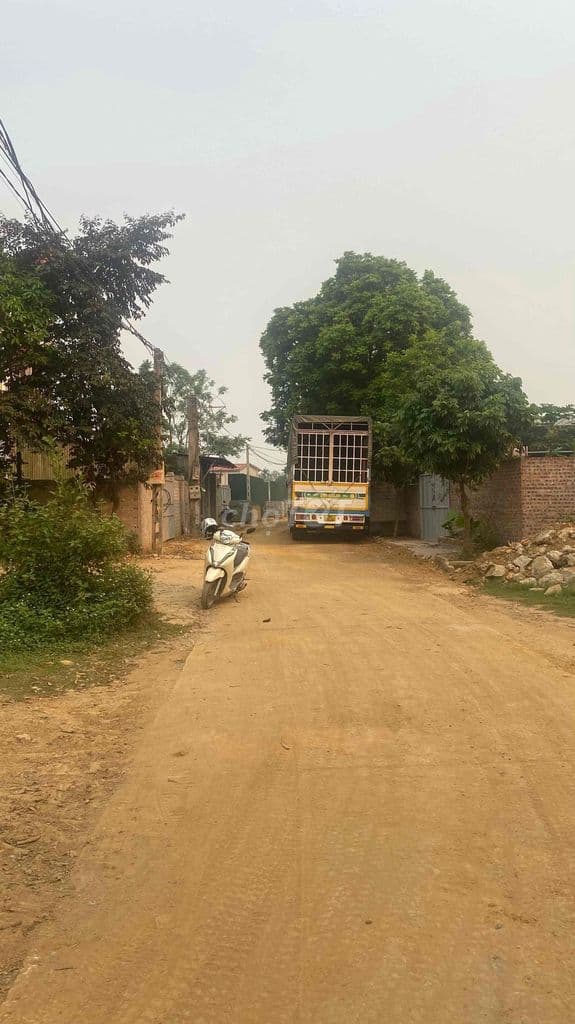 Chủ bán gấp 61.5m2 đất thôn cách chủ sát công nghệ cao hoà lạc - Ảnh 2