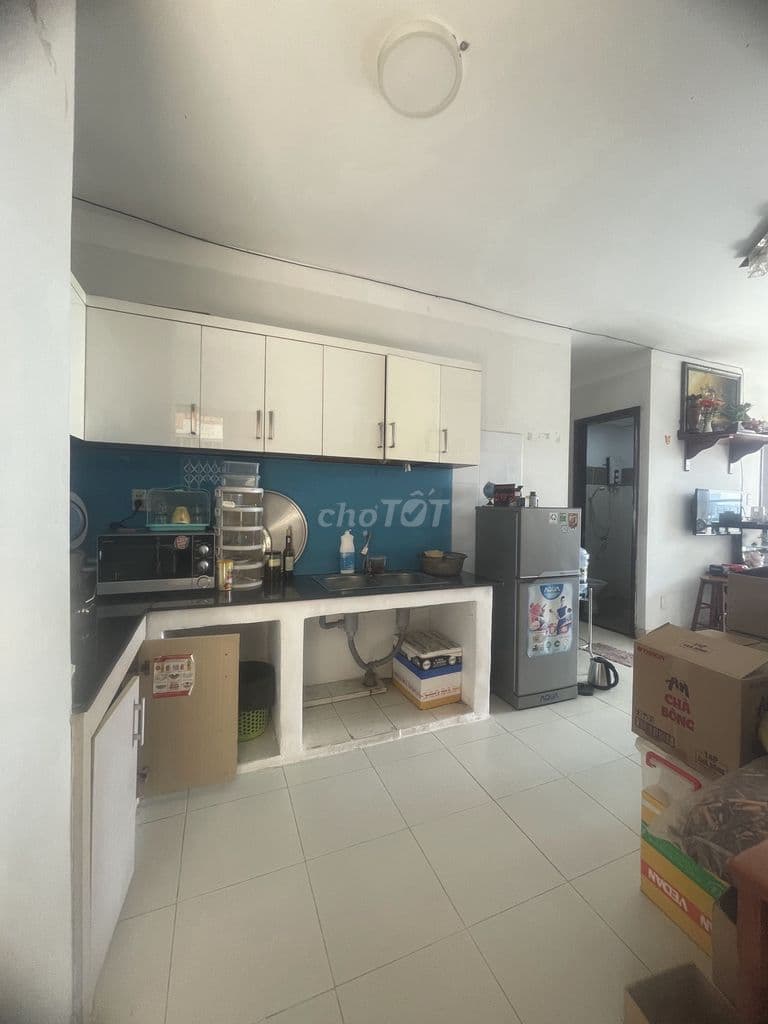 Bán căn hộ 2PN, 2WC giá siêu hời tại Lý Thánh Tông, 63m2, Tân Phú, HCM