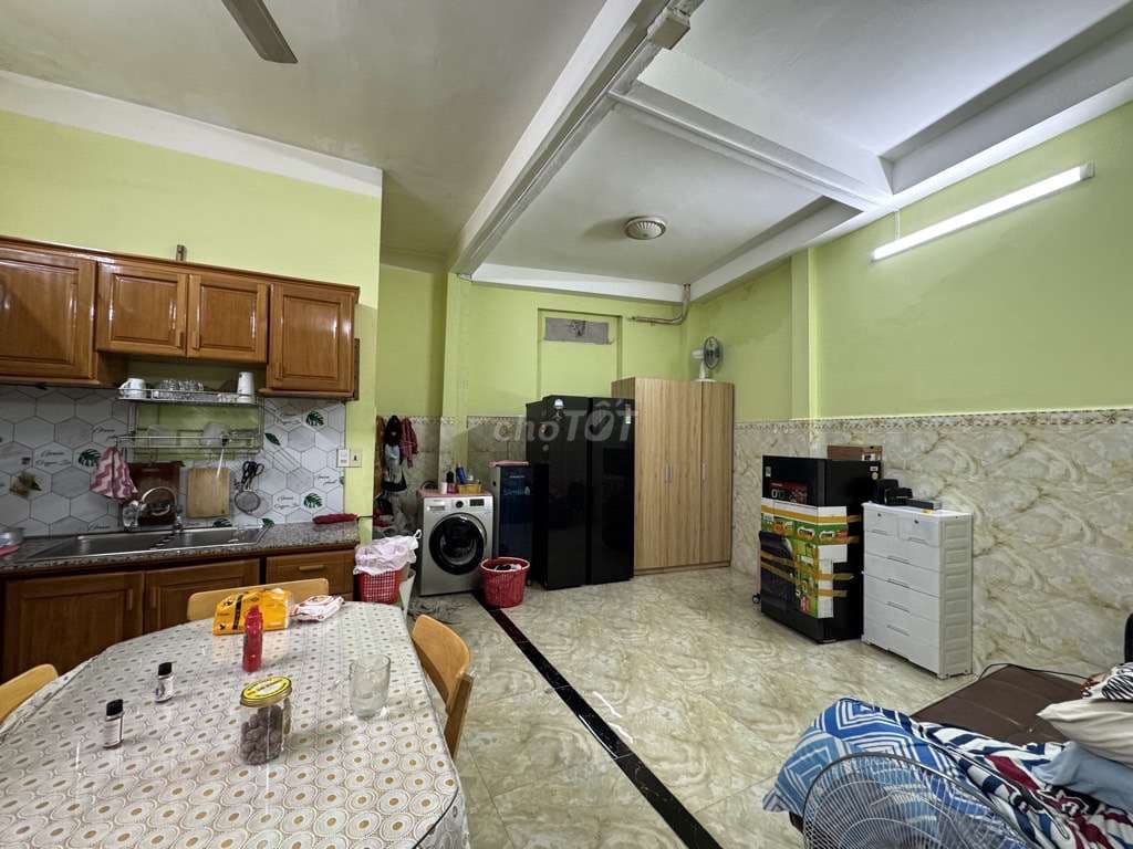 NhàBán Quận3, 58m2, sátvách Q1, Cmt8, P10, 3PN, hẻmthông, NởHậu, 6.3Tỷ