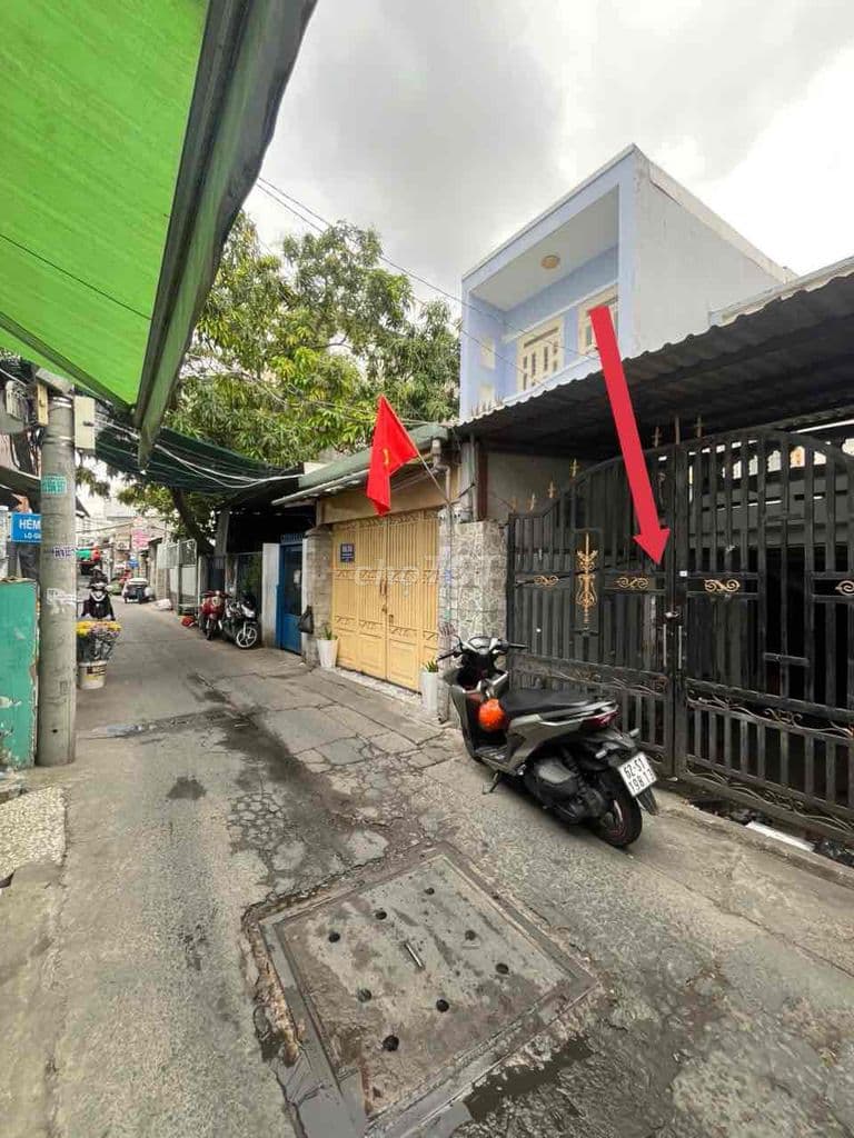 nhà cũ 1 lầu 84m2 mặt tiền hẻm oto 88 nguyễn văn quỳ