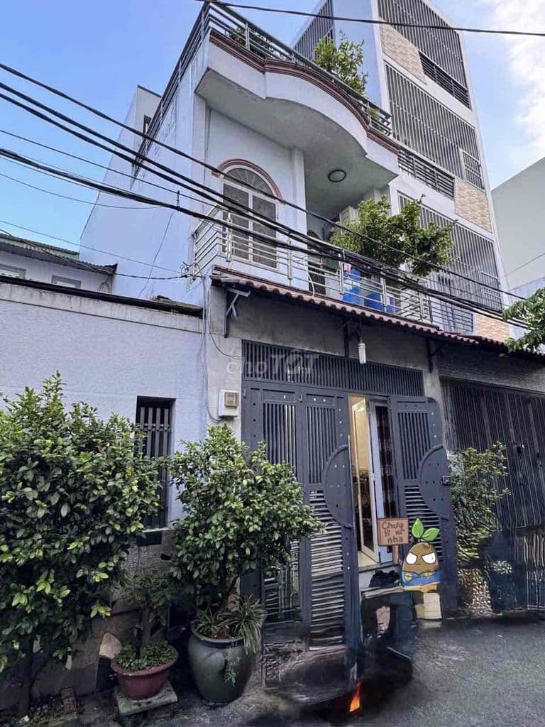 Bán Nhà hẻm 6m Gò Xoài DT 4x13 đúc 1 lầu 3pn,3wc nhà mới giá tốt