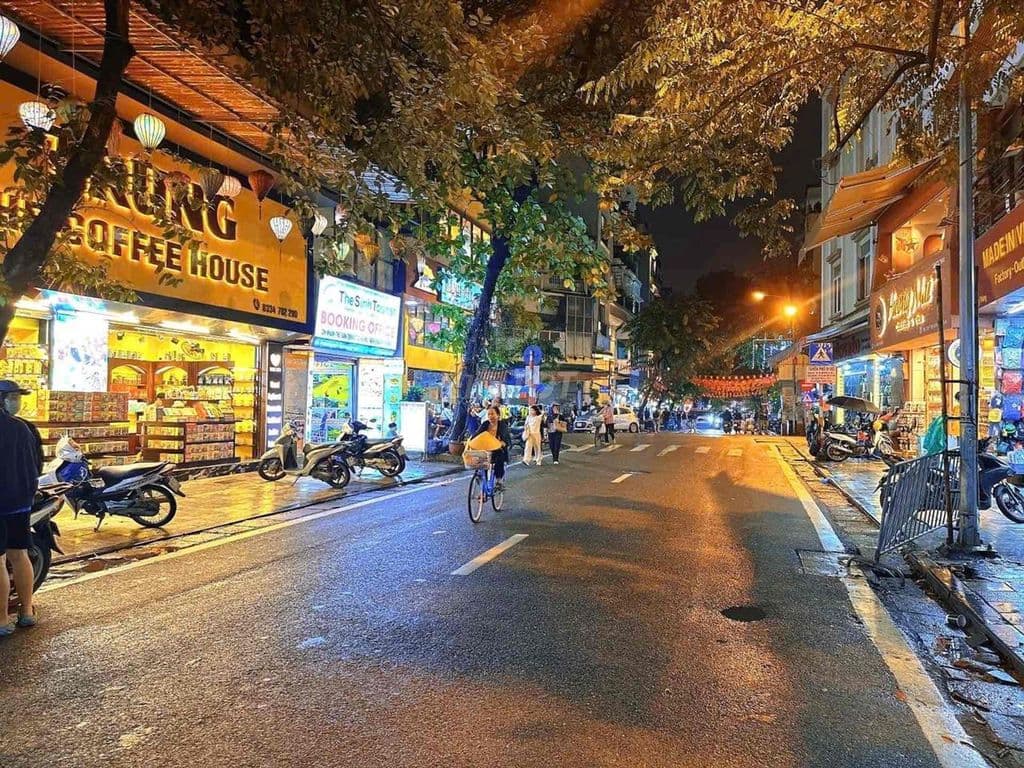 Phố cổ Hàng Bạc 46m2 - lô góc - vỉa hè - mặt tiền 5m - giá đầu tư