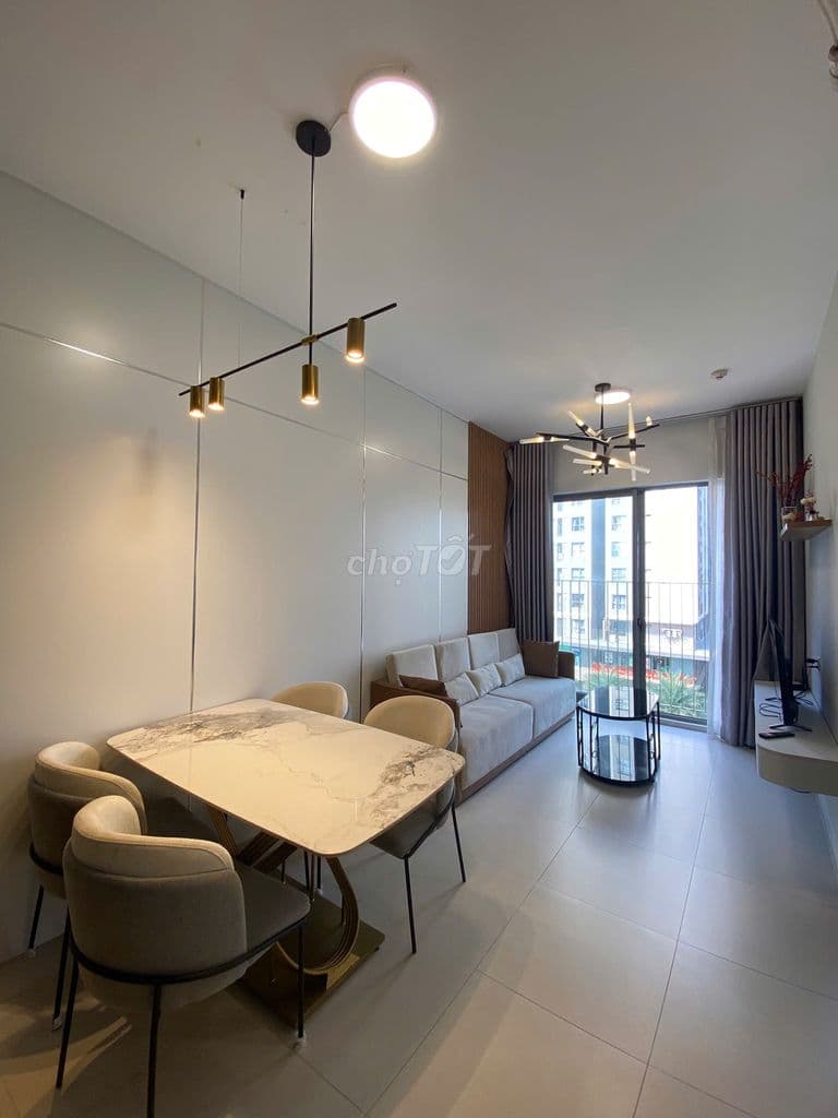 2,8 tỷ Căn 2PN VIEW HỒ BƠI (View TP 2,7 tỷ). LH HƯƠNG XEM NHÀ !