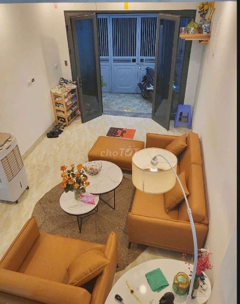Bán nhà 2 tầng giá rẻ
