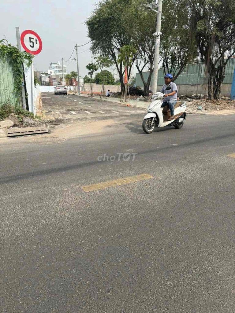 Đất hiếm trung tâm an phú đông – đường 8m có vỉa hè 🔥