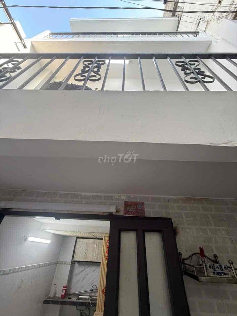 nhà bán thoại ngọc hầu 2 lầu Tân Phú 17m2 ban công 1m sát mặt tiền - Ảnh 3